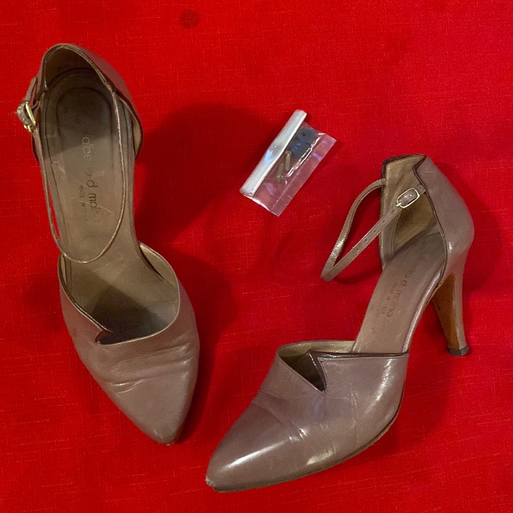 Mauve ankle strap heels. Size 9.  Made in Italy. Replacement heel tips included.